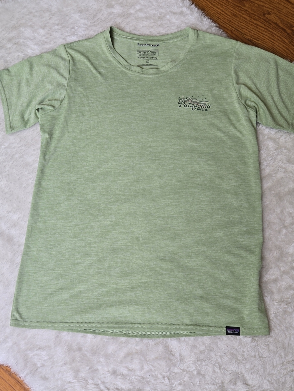 Patagonia Capilene Cool Daily Shirt, Womens Small